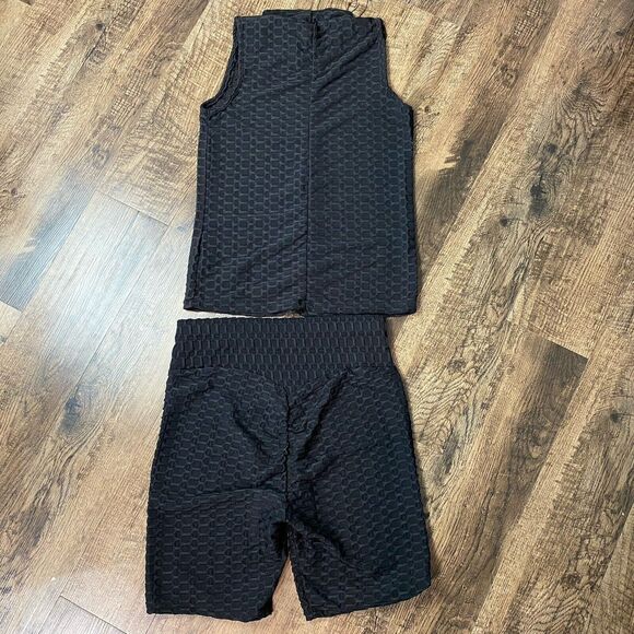 Eye Candy Sleeveless High Collar Tank Top PREOWNED Tee Tank Top - Picture 7 of 11